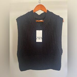 Zara men’s black knit vest
